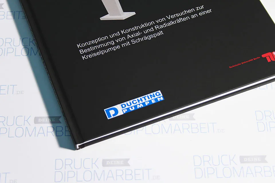 Bachelorarbeit drucken und binden mit Hardcover- oder Softcover-Bindung.