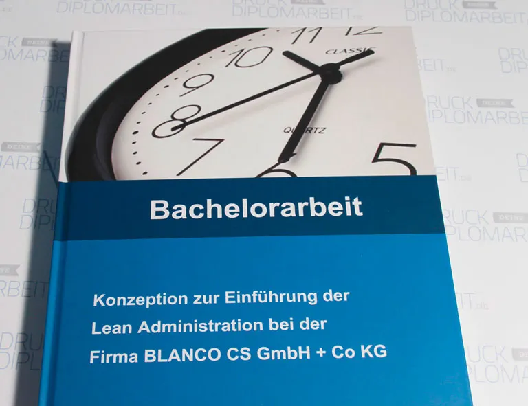 Bachelorarbeit drucken und binden mit Hardcover- oder Softcover-Bindung.